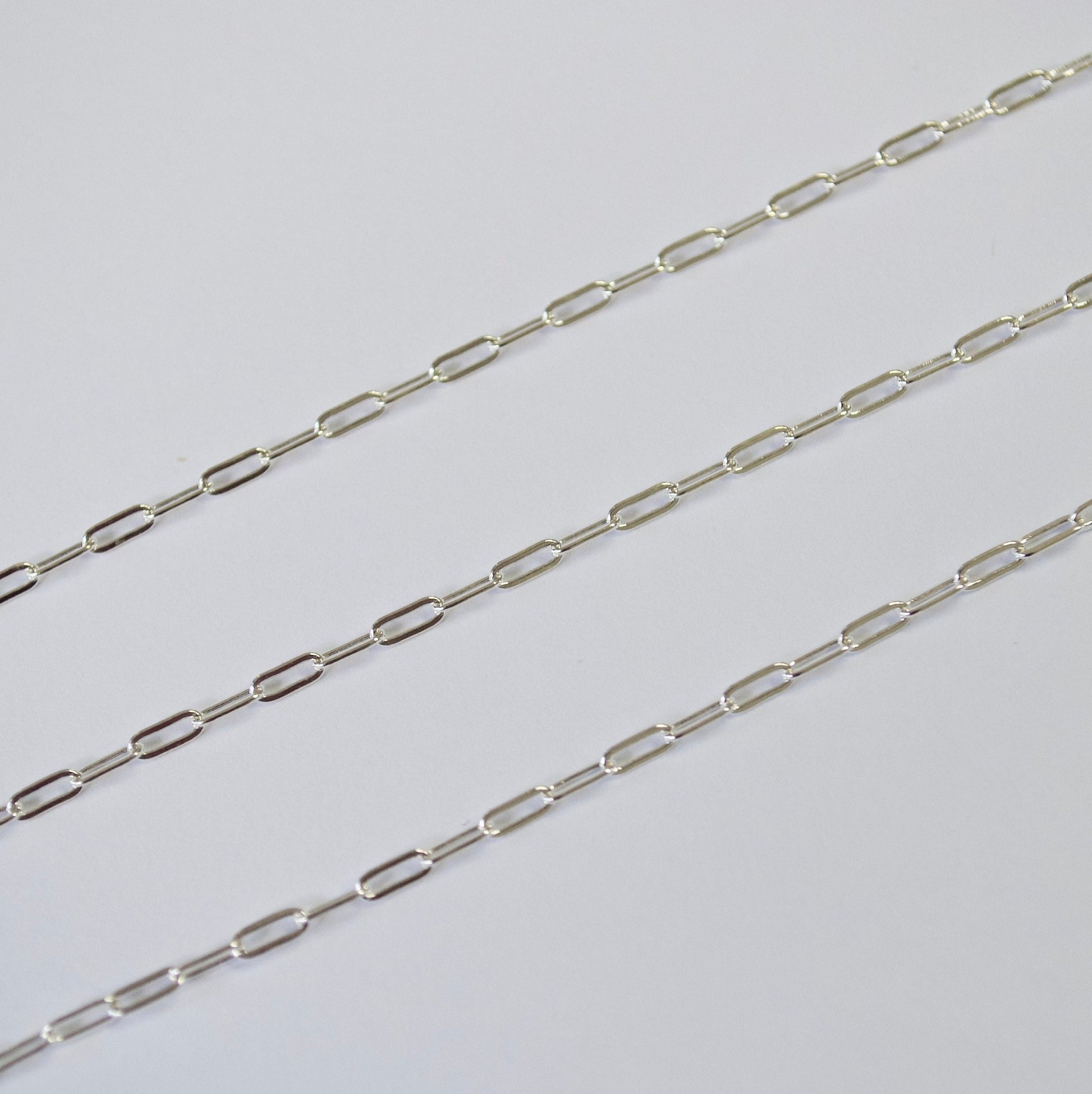 925 sterling Silver chain on a light gray background